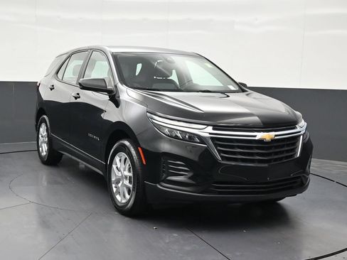 Used 2024 Chevrolet Equinox LS FWD image 8