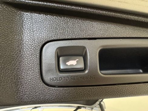 Used 2021 Honda CR-V Touring image 36
