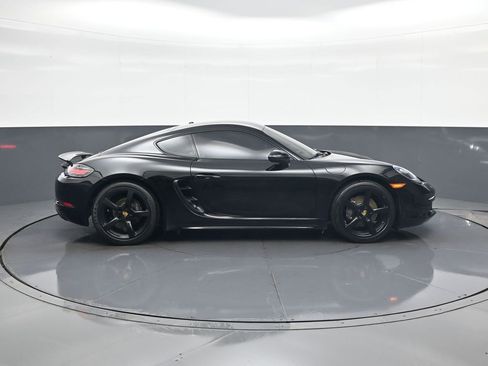 Used 2018 Porsche 718 Cayman image 8