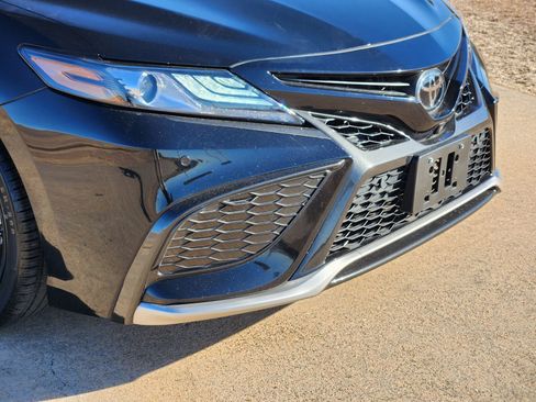 Used 2023 Toyota Camry XSE w/ Navigation Package image 12