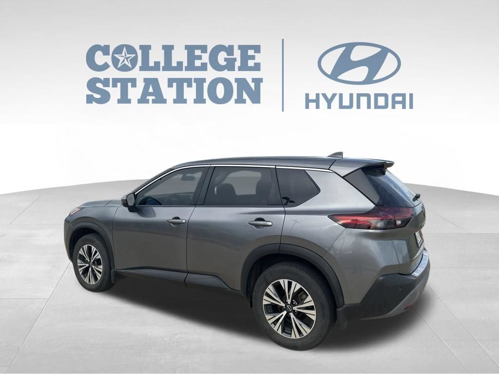 Used 2023 Nissan Rogue SV FWD image 7