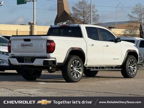 Certified 2024 GMC Canyon Denali image 5