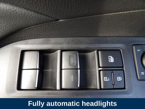 Used 2024 Toyota RAV4 XLE Premium image 10