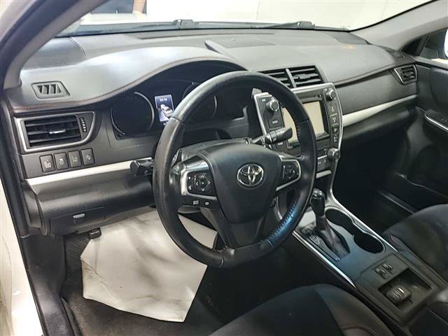 Used 2015 Toyota Camry XSE w/ Advanced Technology Package FWD image 11