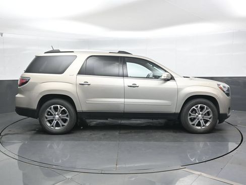 Used 2016 GMC Acadia SLT AWD/4WD image 3