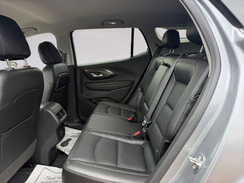 Used 2024 GMC Terrain SLT w/ Elevation Edition AWD/4WD image 13