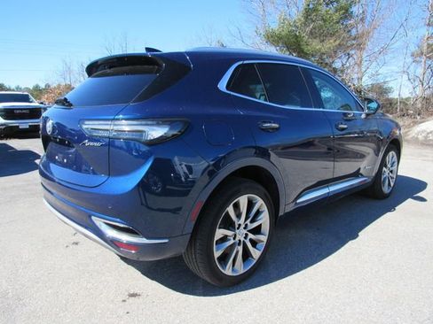 Used 2022 Buick Envision Avenir w/ Technology Package II image 8