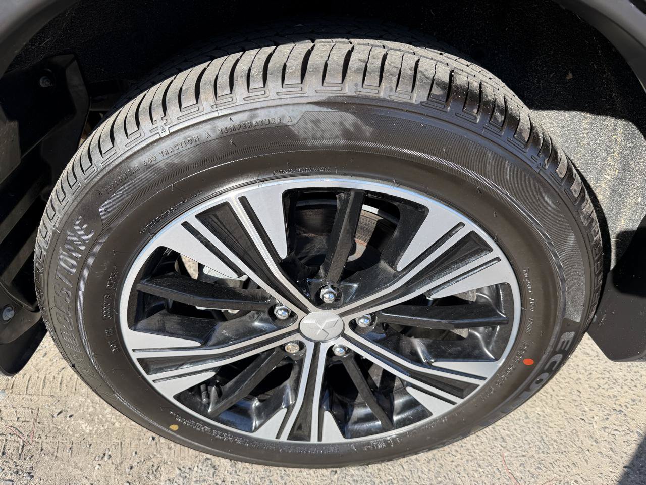Used 2019 Mitsubishi Eclipse Cross SEL AWD/4WD image 5
