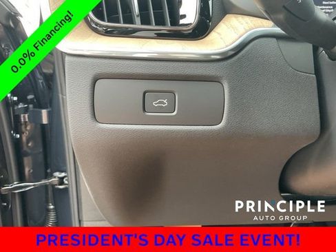 New 2026 Volvo XC60 B5 Plus w/ Protection Package Premier image 23