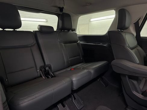 New 2027 Ford Expedition Active RWD image 30