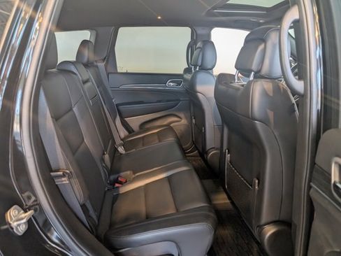 Used 2020 Jeep Grand Cherokee Limited w/ Premium Lighting Group image 29