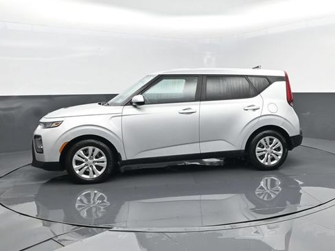 Used 2021 Kia Soul LX FWD image 5