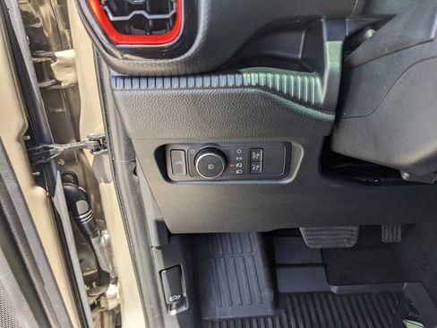 Certified 2025 Ford Ranger Raptor AWD/4WD image 32