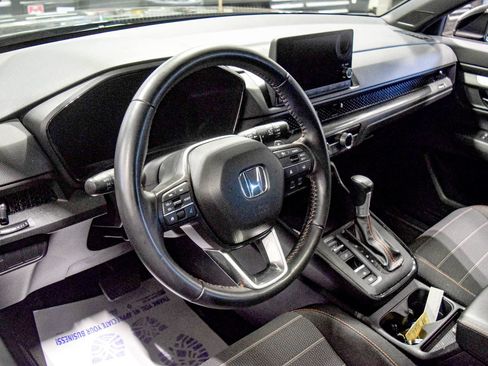 Used 2025 Honda CR-V Sport image 18