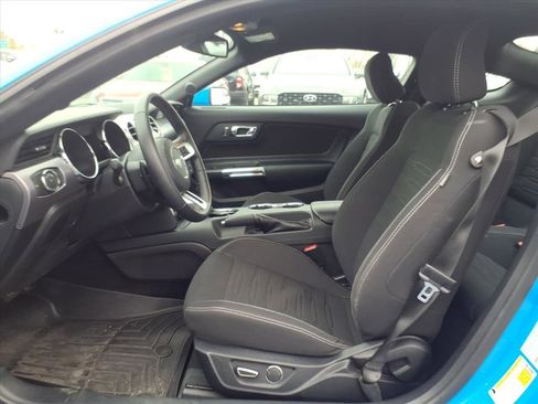 Used 2017 Ford Mustang Coupe image 26