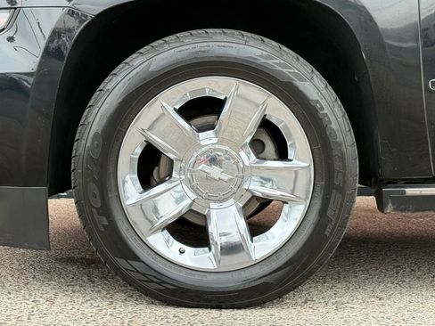 Used 2016 Chevrolet Suburban LTZ RWD image 27