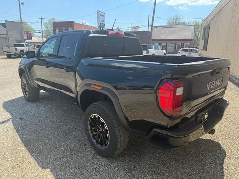 New 2026 GMC Canyon AT4 AWD/4WD image 3