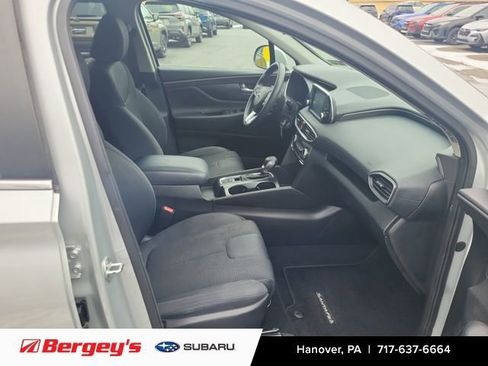 Used 2019 Hyundai Santa Fe SE image 16