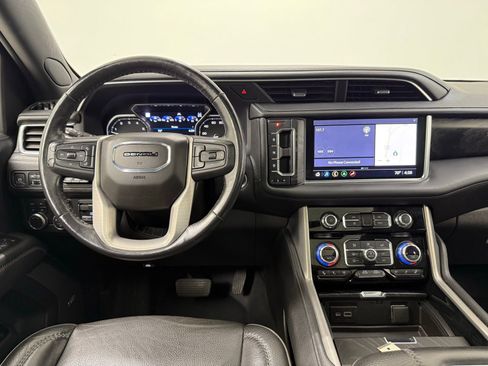 Used 2021 GMC Yukon Denali w/ Denali Premium Package image 29