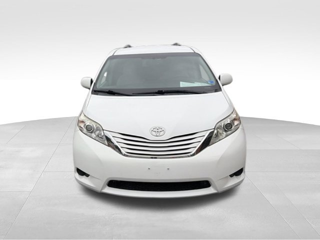 Used 2016 Toyota Sienna LE FWD image 21