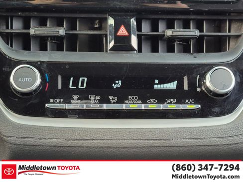Used 2024 Toyota Corolla Cross AWD Hybrid image 23