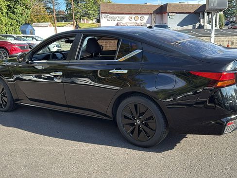 Certified 2022 Nissan Altima 2.5 SV image 22