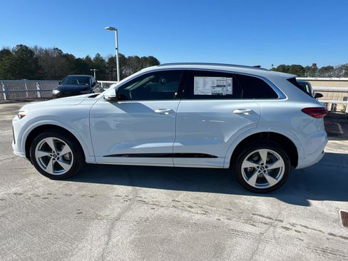 New 2025 Audi Q5 Premium Plus AWD/4WD image 8