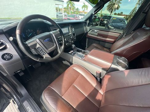 Used 2017 Ford Expedition EL Platinum image 14