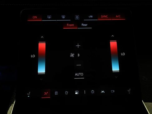 Used 2025 Cadillac Escalade V image 35