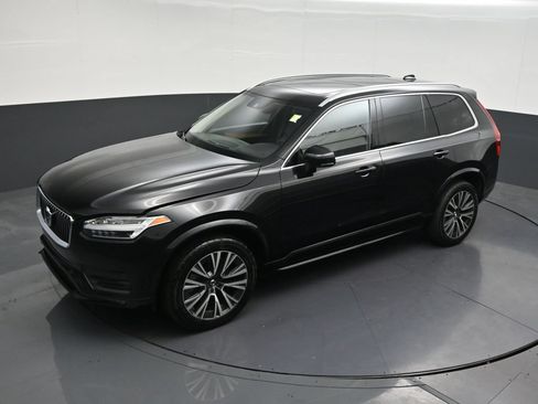 Used 2021 Volvo XC90 T6 Momentum AWD/4WD image 16