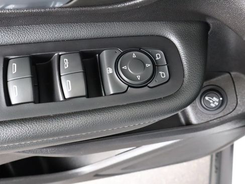 Used 2024 GMC Terrain SLT FWD image 20