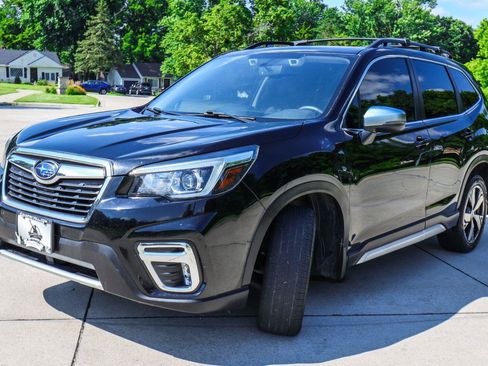 Used 2020 Subaru Forester Touring w/ Popular Package #2 AWD/4WD image 3