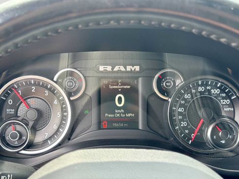 Used 2019 RAM 1500 Big Horn AWD/4WD image 32