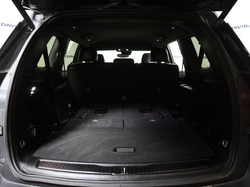 Used 2024 Jeep Grand Cherokee L Laredo image 9