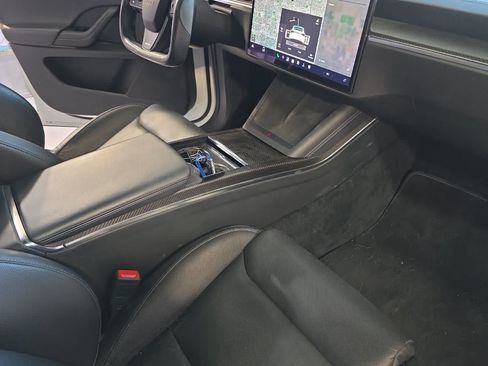 Used 2022 Tesla Model X Plaid AWD/4WD image 18