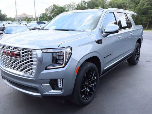 Certified 2024 GMC Yukon XL Denali AWD/4WD image 5