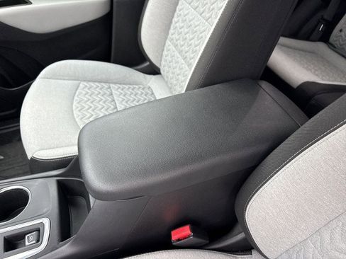 Used 2024 Chevrolet Equinox LT w/ LPO, Floor Liner Package image 21