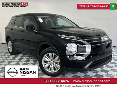 Used 2025 Mitsubishi Outlander ES