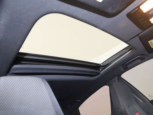 Used 2019 Honda Civic Si image 9