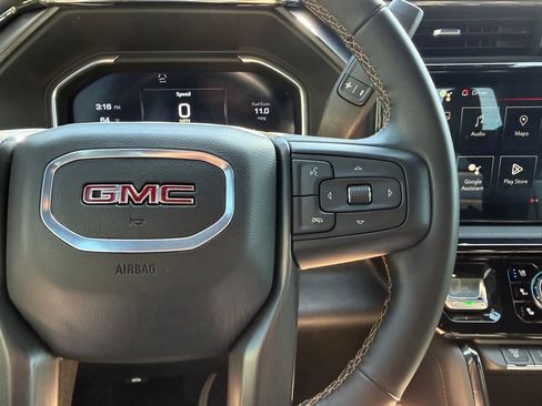 Used 2024 GMC Sierra 2500 AT4 w/ AT4 Premium Plus Package AWD/4WD image 27