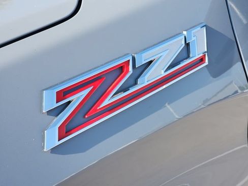 Used 2024 Chevrolet Silverado 1500 RST w/ Z71 Off-Road Package AWD/4WD image 9