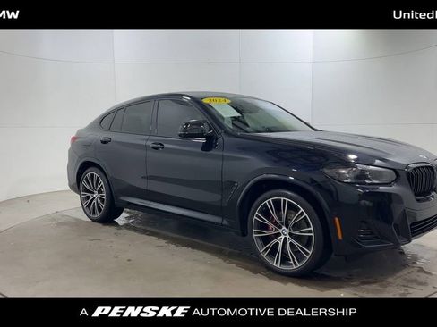 Certified 2024 BMW X4 M40i w/ Premium Package image 2