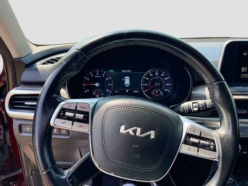 Used 2022 Kia Telluride SX image 11