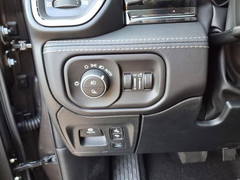 New 2026 RAM 1500 Limited AWD/4WD image 12