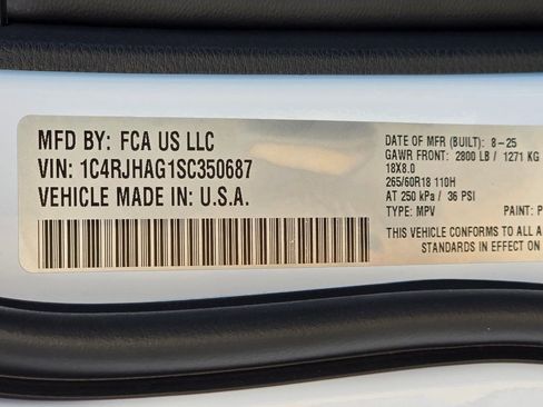 New 2025 Jeep Grand Cherokee Laredo X w/ Luxury Tech Group I image 43