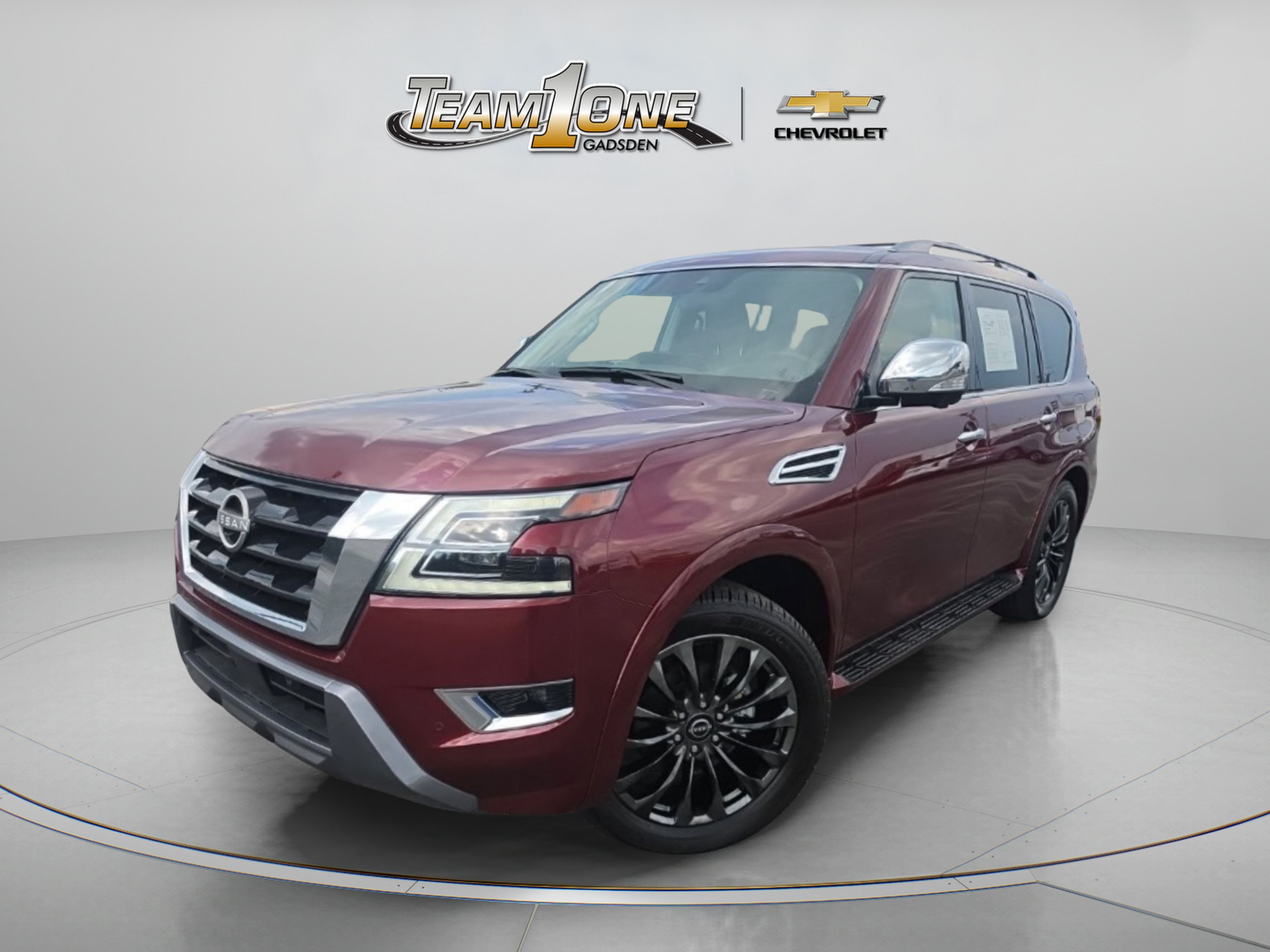 Used 2024 Nissan Armada Platinum w/ Captain's Chairs Package RWD image 4