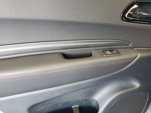 Used 2025 Dodge Durango R/T image 13