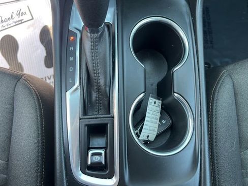 Used 2020 Chevrolet Equinox LT image 31