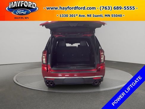 Used 2021 Chevrolet Suburban High Country w/ Premium Package AWD/4WD image 19