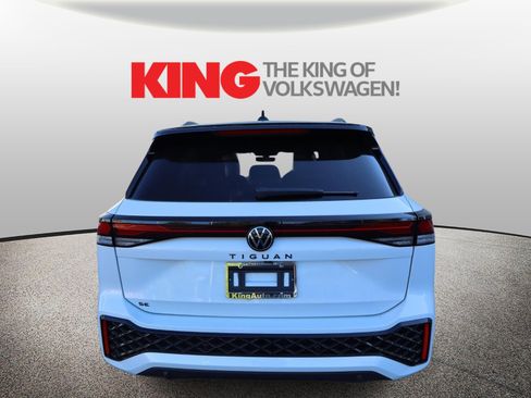 New 2026 Volkswagen Tiguan SEL R-Line image 2